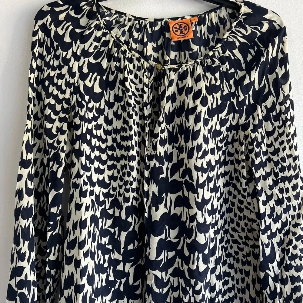 Tory Burch Bird Print Long Sleeve Keyhole Neck Blouse Top Navy Tan 22146
